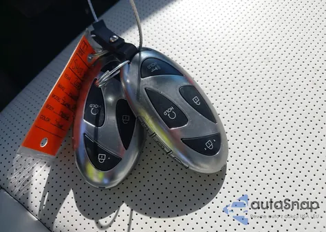 2025 Hyundai Santa Fe Hybrid Calligraphy z USA, uszkodzony, nr VIN 5NMP5DG17SH023297